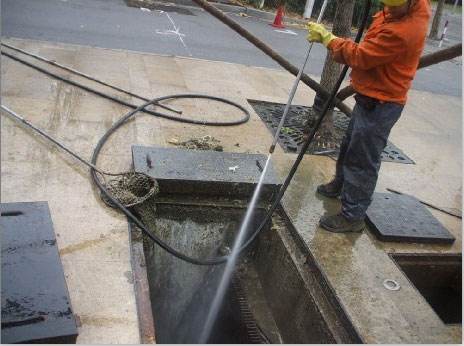 怀来池底污泥如何清理